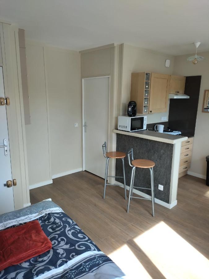 Studio 9 Proche De La Gare Sncf Apartment Angouleme Exterior photo